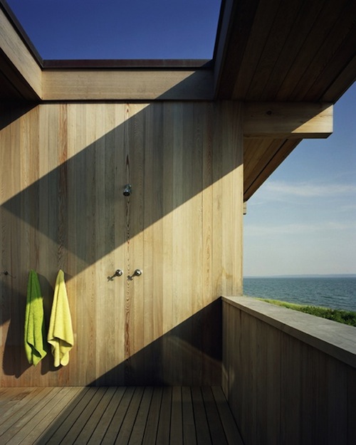 Dwell_Com-outdoorshower